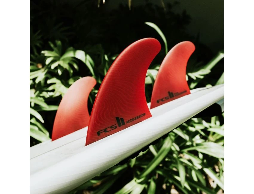 FCS II Accelerator Neo Glass Red Eco Blend Thruster - Medium 10 FCS II Accelerator Neo Glass Red Eco Blend Thruster - Medium – Image 8