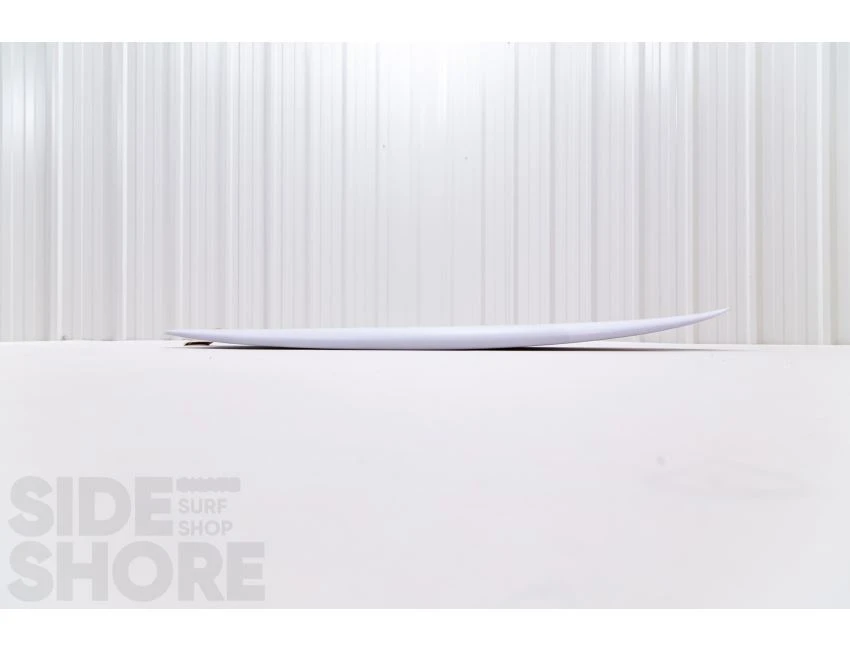 RNF Retro Revamp - 5'6 X 20.75" X 2.40" - 32 L - Quad - Futures 9 RNF Retro Revamp - 5'6 X 20.75" X 2.40" - 32 L - Quad - Futures – Image 7
